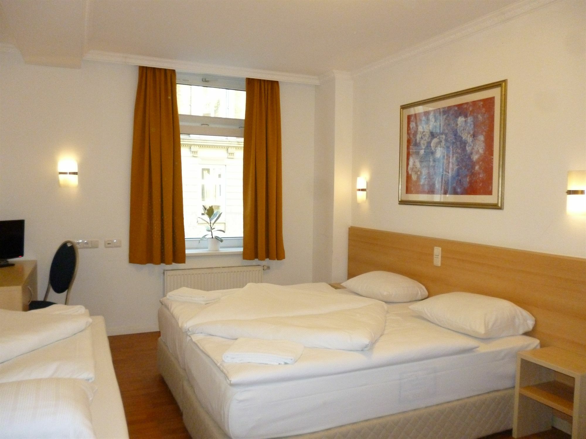 Hotel Budapester Hof Hamburg Exterior photo